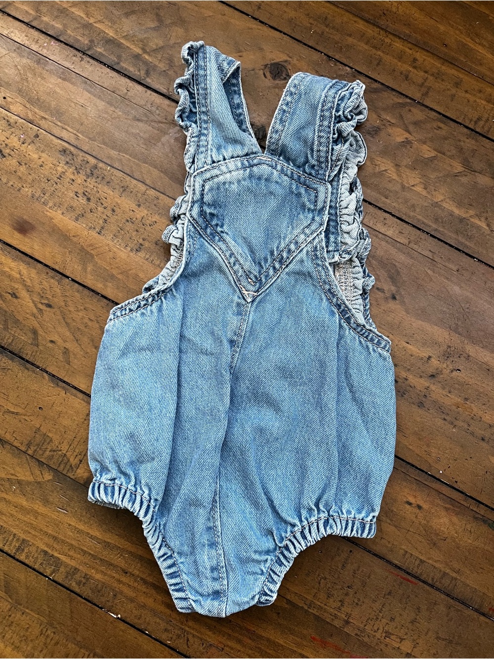 Denim Old Navy Ruffle Baby Overalls - Picture 4 of 4
